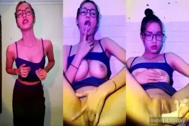 Cewek Imut Coli Pakai Sextoy Sampai Puas Nagih